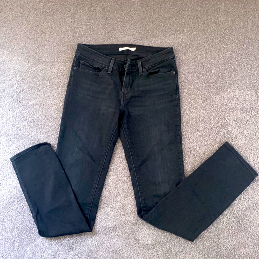 Levi’s 712 Slim - straight leg black jeans